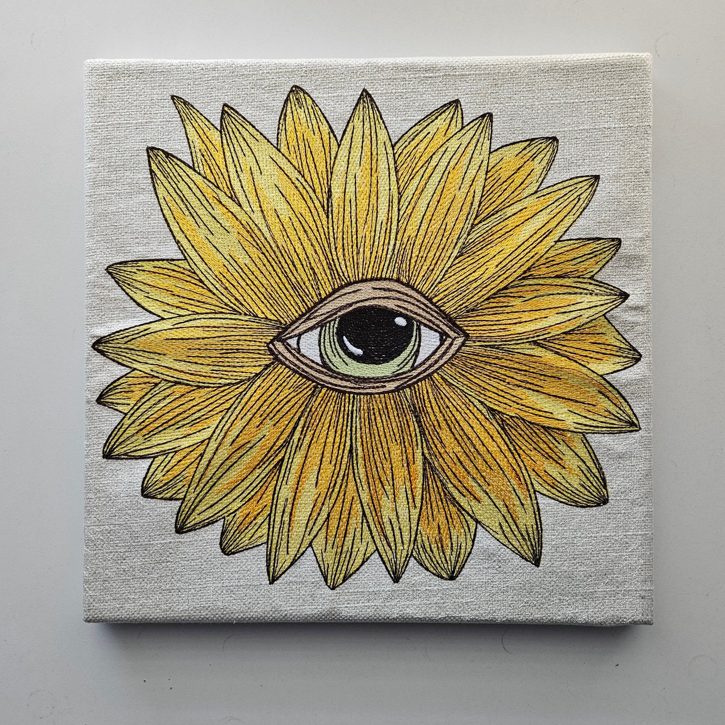 Sunflower Eye 12" x 12"