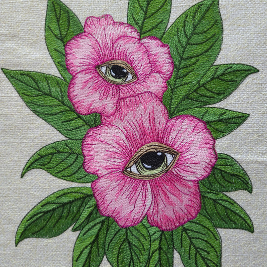 Hibiscus Eye 9" x 12"